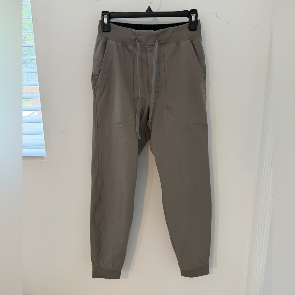lululemon athletica Men's Taupe Joggers